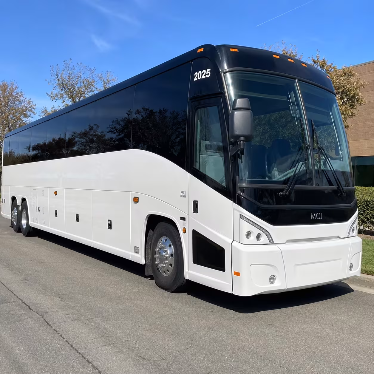 book corporate event transportation in tuscaloosa or any city nearby