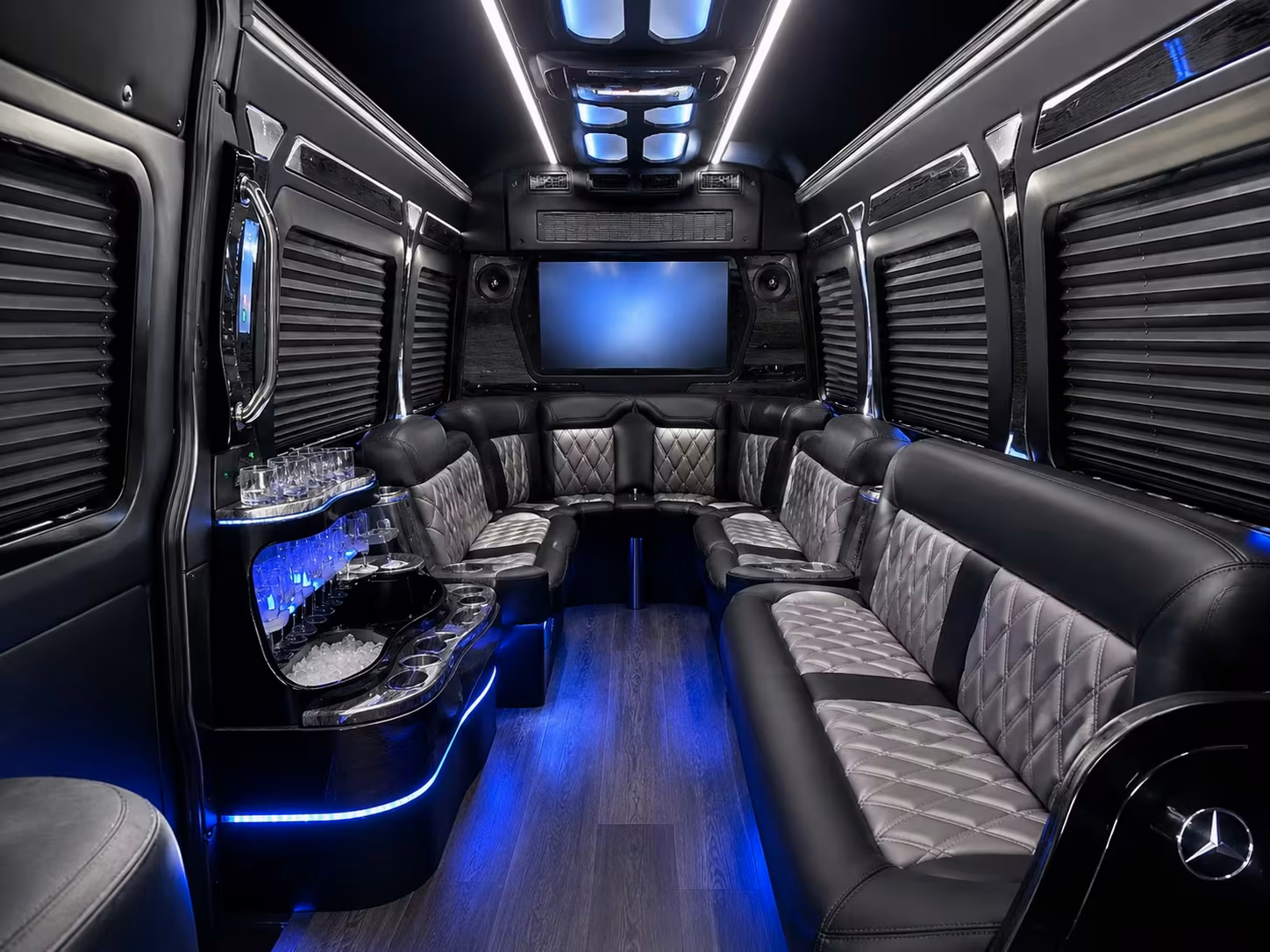 bus rental options for tuscaloosa trips