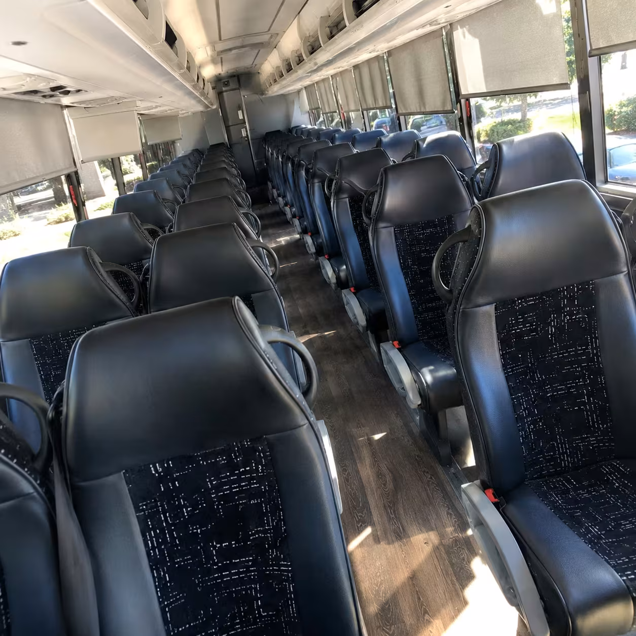 charter bus rentals for tuscaloosa church retreats and conferences