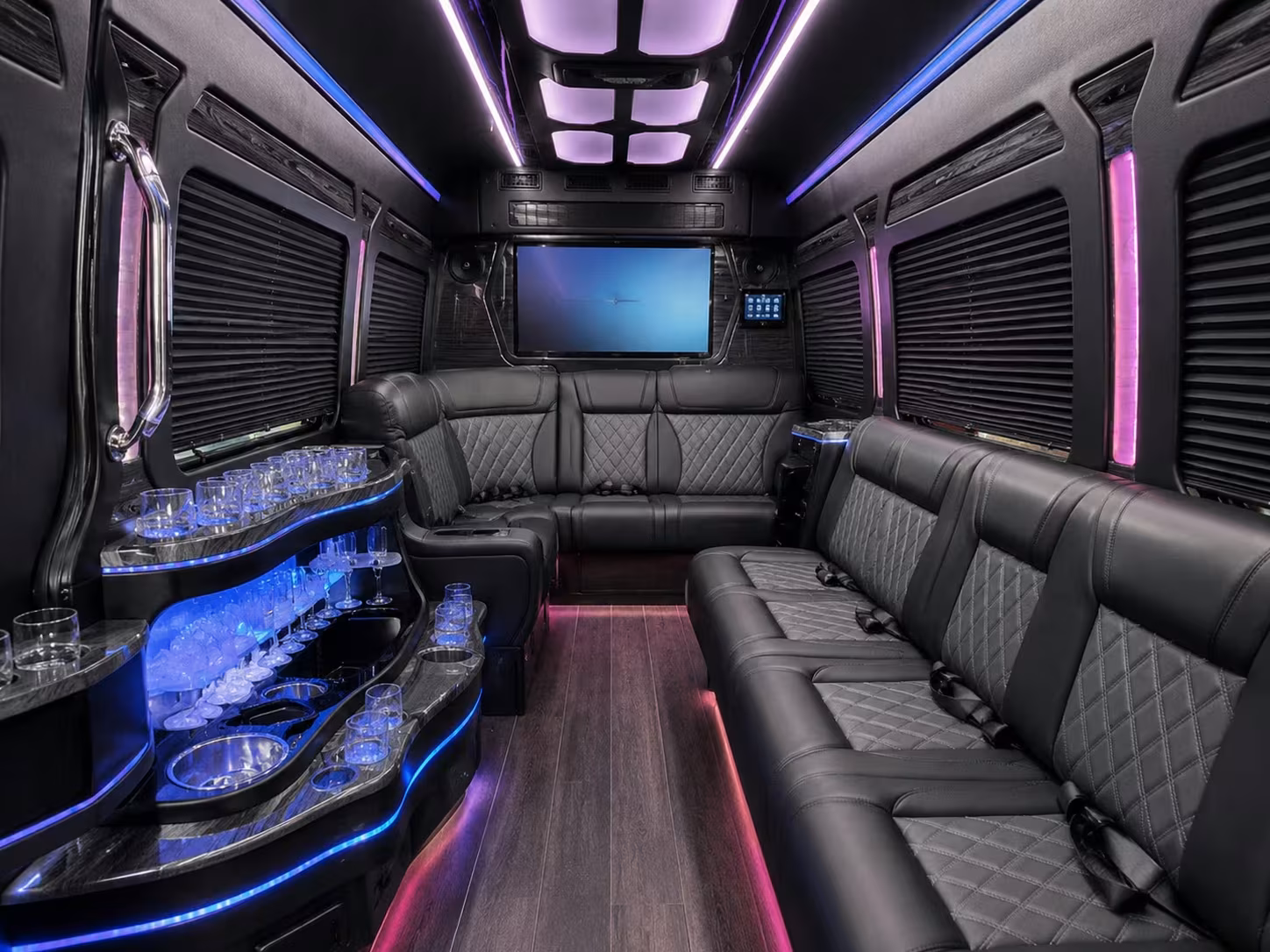 corporate suite and game day transportation in tuscaloosa