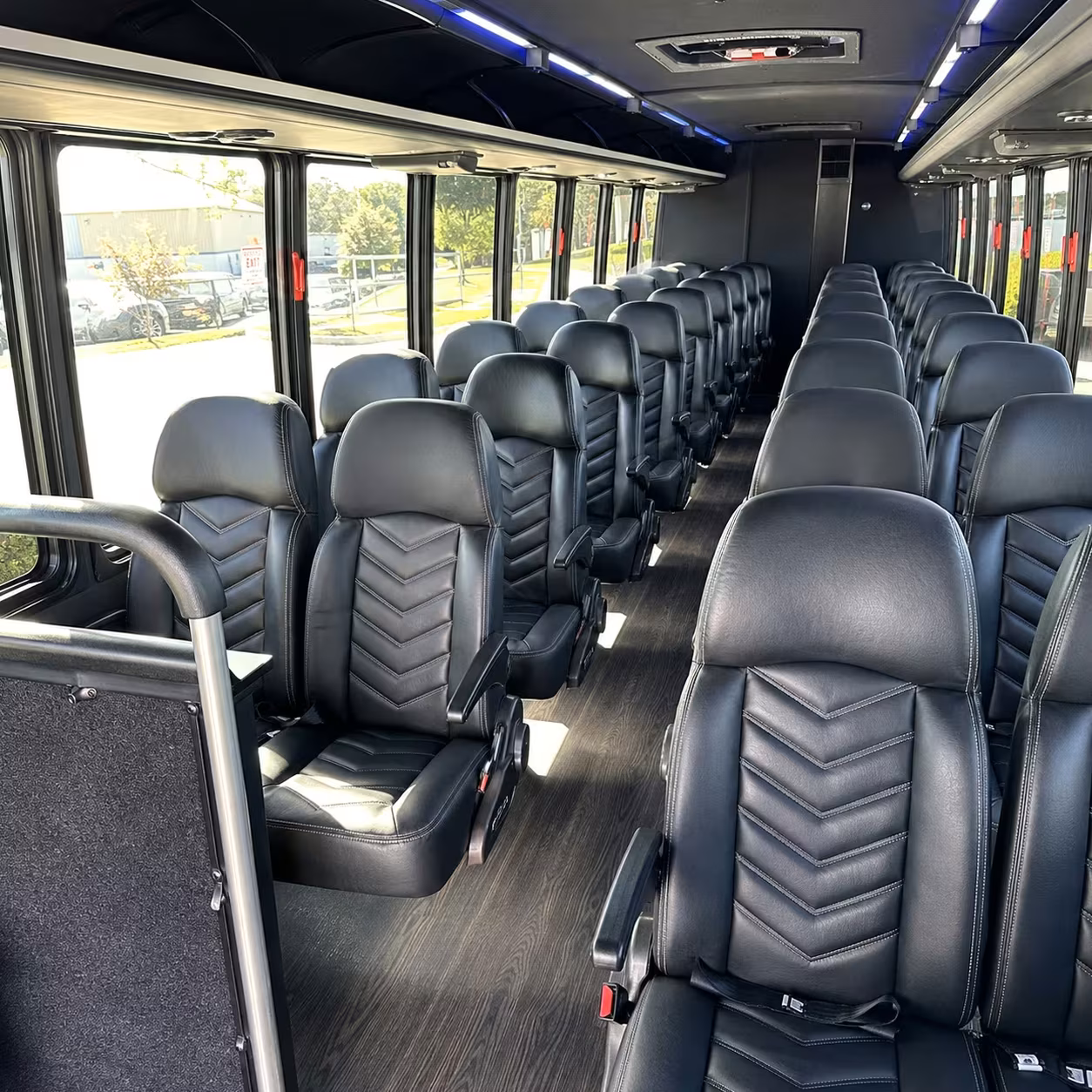 tuscaloosa airport transfer shuttle bus services