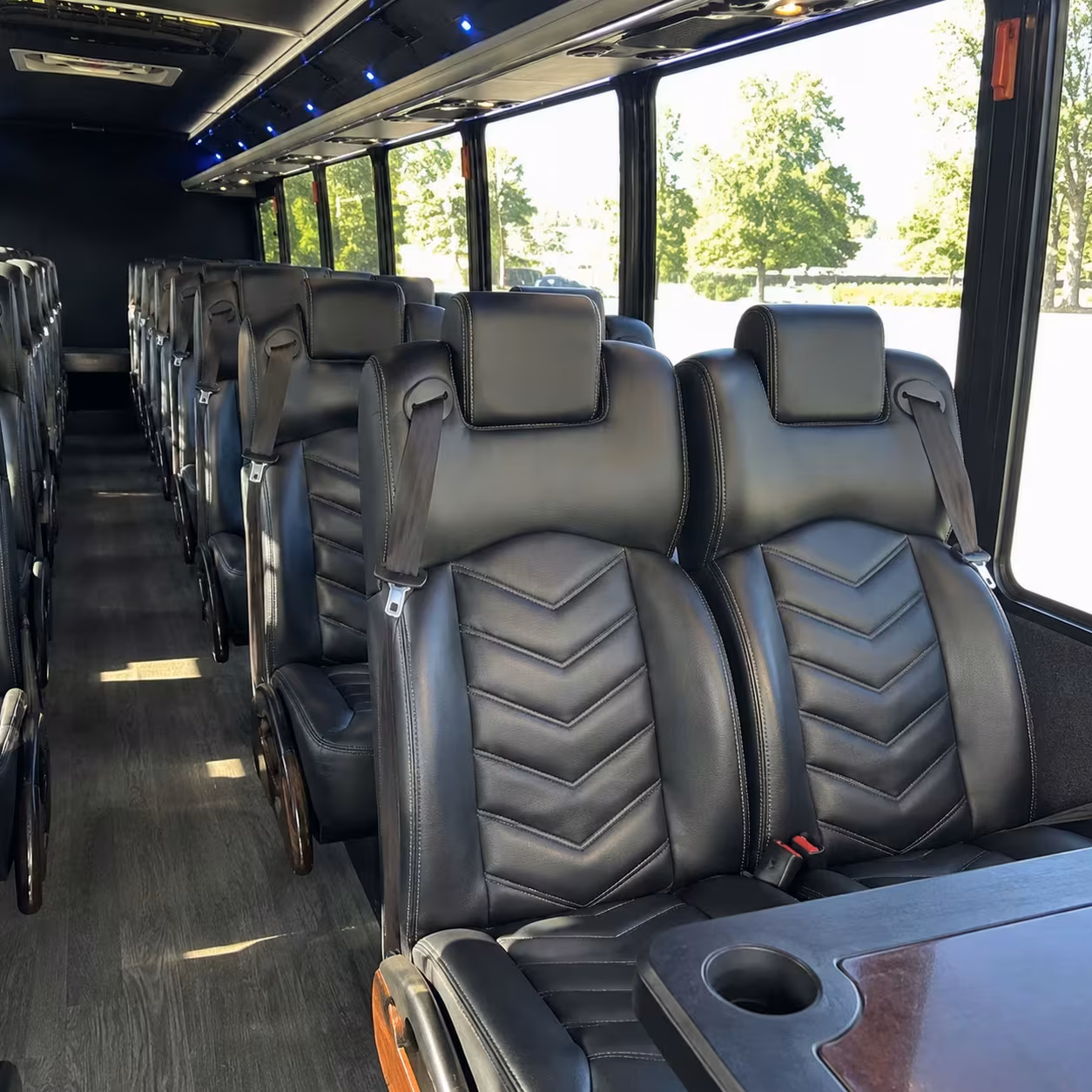 youth sports and tournament minibus rentals in tuscaloosa